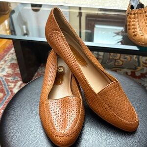 “GLORIUS“Perforated Tan Leather Loafers, made in Brazil , size 11B,wedges flats